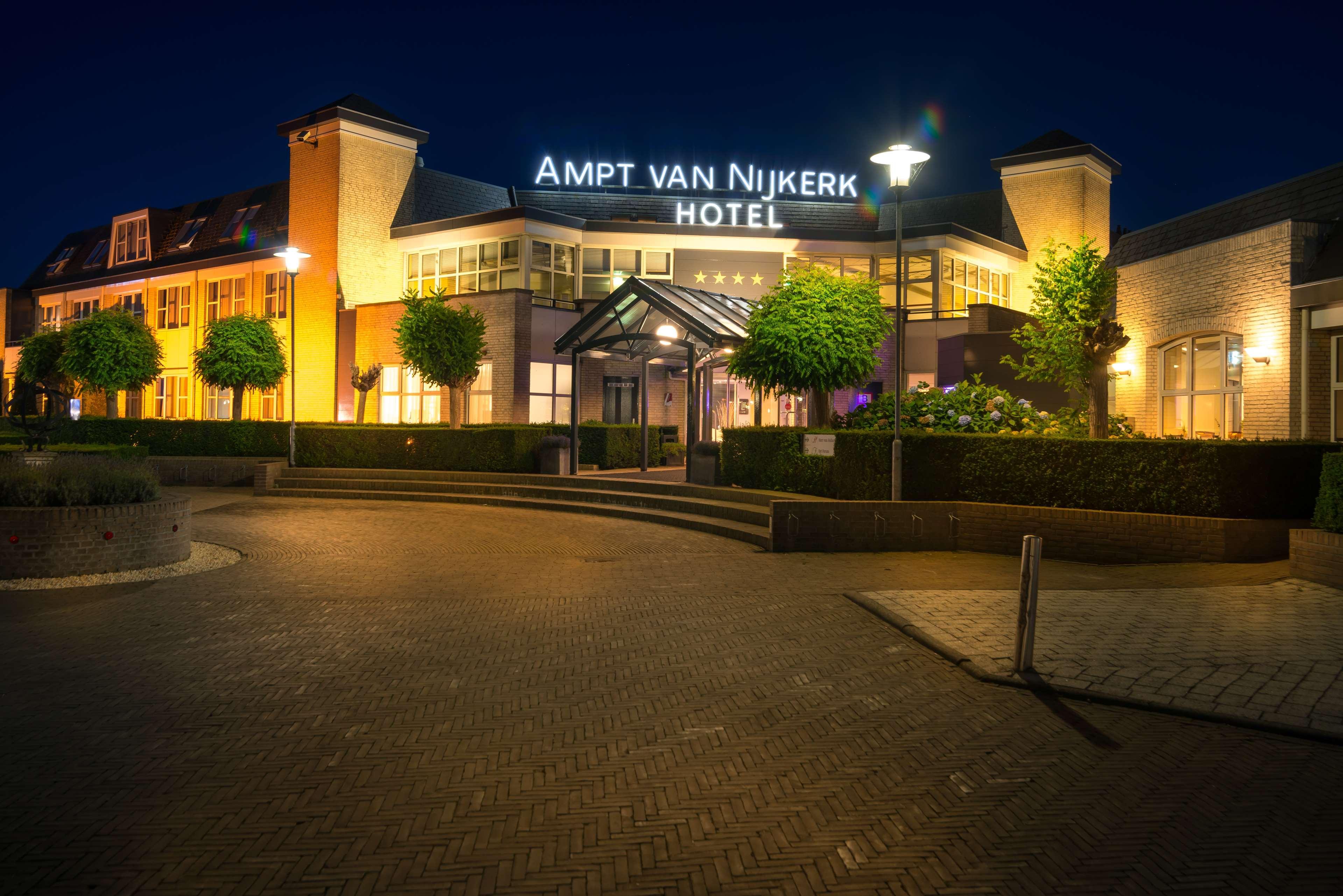 Hotel Golden Tulip Ampt 4*