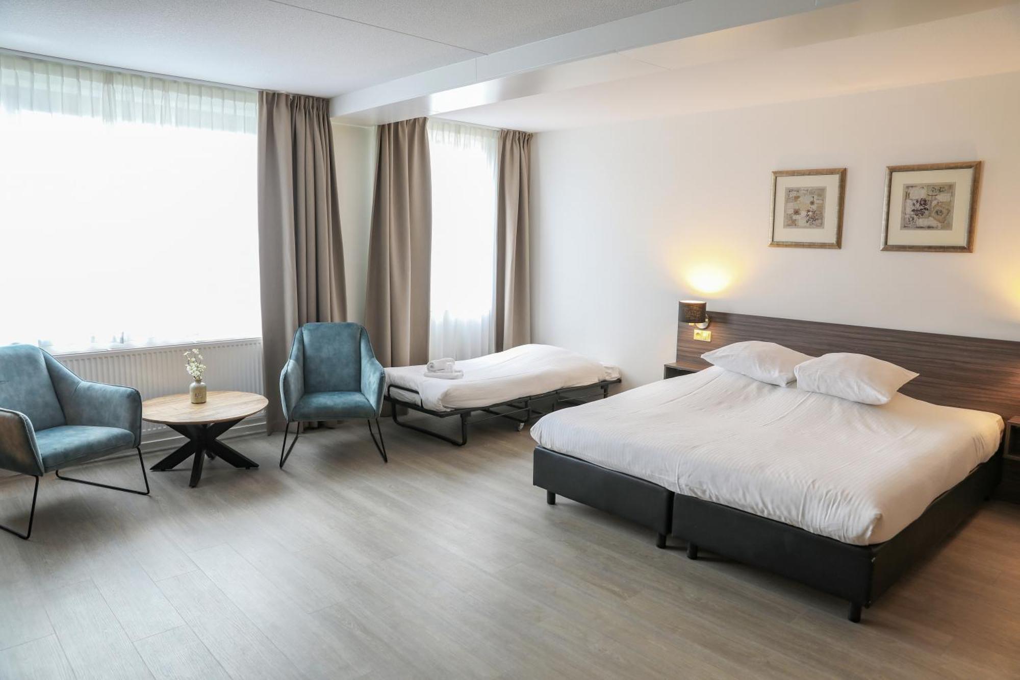 Hotel Golden Tulip Ampt 4*
